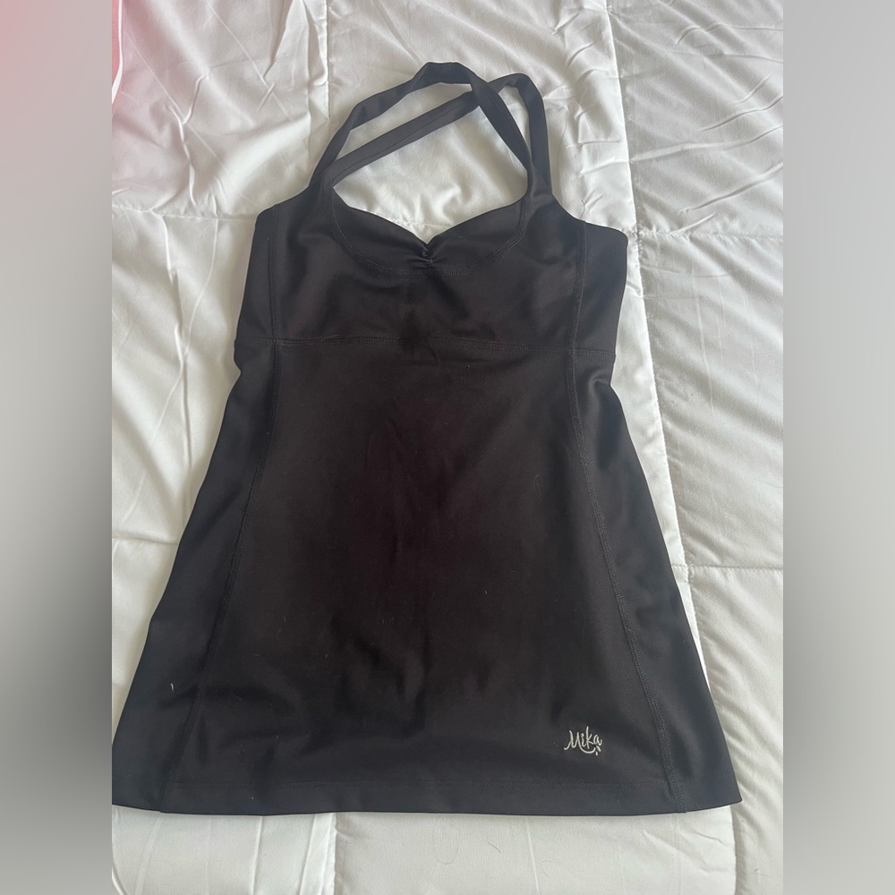 Mika yoga adjustable top